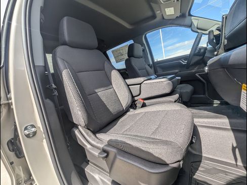 New 2026 GMC Sierra 1500 SLE w/ X31 Off-Road Package image 16