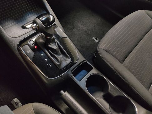 Used 2018 Kia Forte LX w/ LX Popular Package image 26