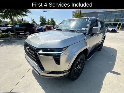 Used 2024 Lexus GX 550 w/ Accessory Package (2T) AWD/4WD image 6