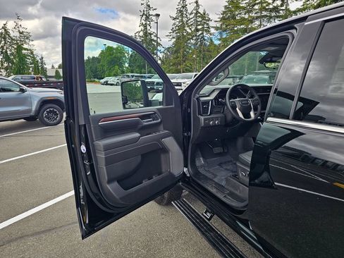 New 2026 GMC Sierra 3500 Denali w/ Denali Reserve Package AWD/4WD image 20