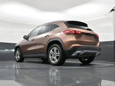 Used 2023 Mercedes-Benz GLA 250 w/ Premium Package image 21