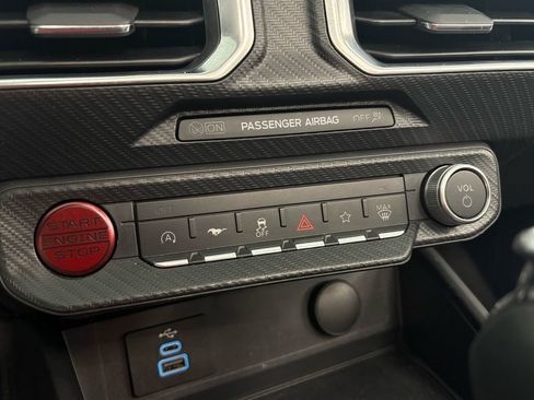 Used 2025 Ford Mustang Premium RWD image 29