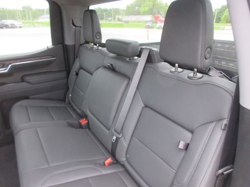 New 2026 GMC Sierra 1500 SLT w/ SLT Premium Package AWD/4WD image 14
