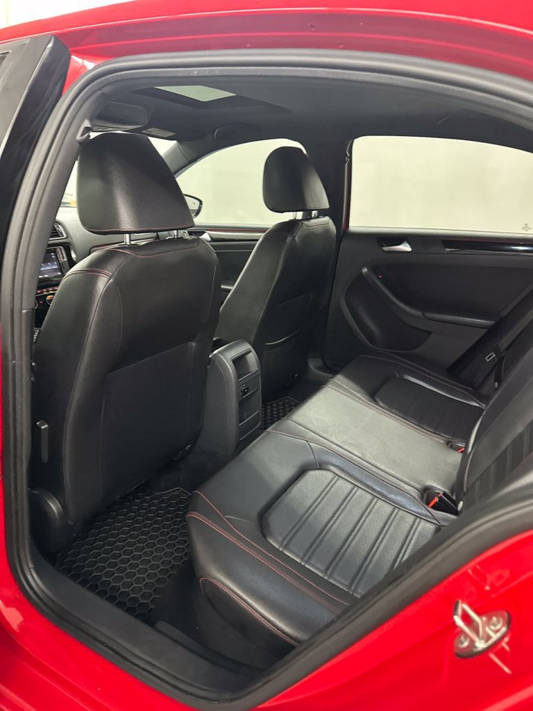 Used 2016 Volkswagen Jetta GLI SEL FWD image 22