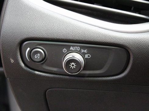 Used 2024 Chevrolet Malibu LS image 11