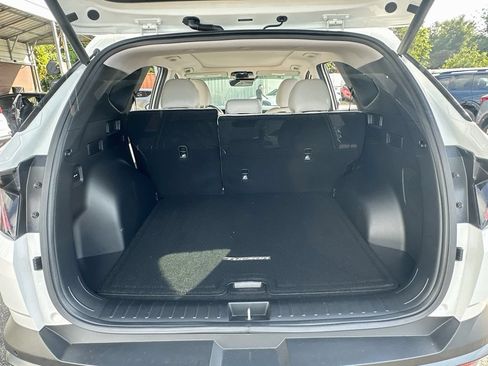 Used 2025 Hyundai Tucson Limited AWD/4WD image 24