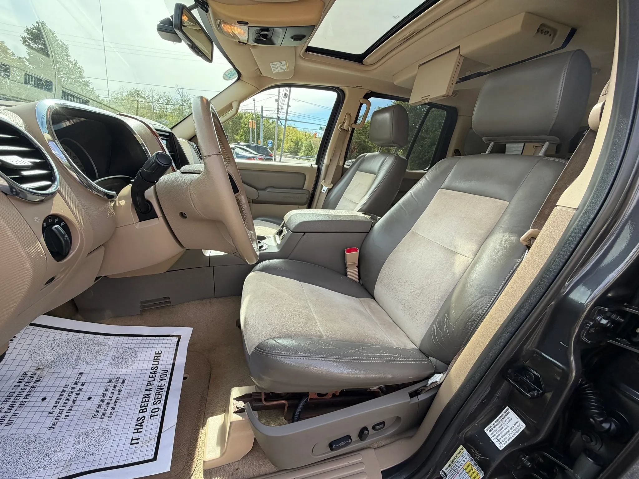 Used 2007 Ford Explorer Eddie Bauer AWD/4WD image 13