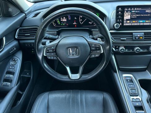 Used 2021 Honda Accord Touring image 13