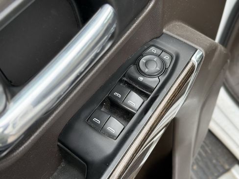 Used 2019 GMC Sierra 1500 SLE w/ SLE Value Package image 15