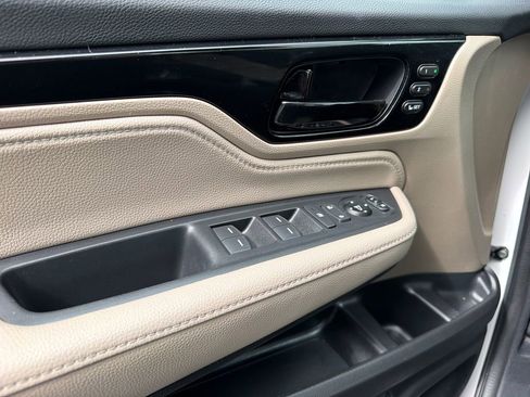 Used 2024 Honda Odyssey Touring image 35