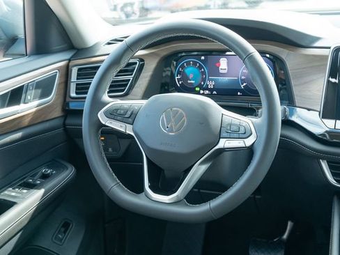 New 2026 Volkswagen Atlas SE FWD image 33