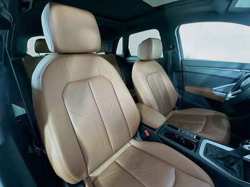 Used 2021 Audi Q3 2.0T Premium w/ Convenience Package image 27