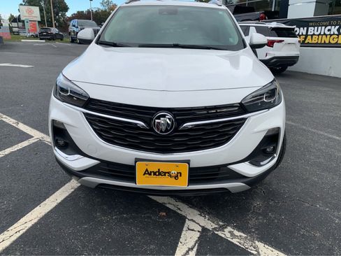Used 2022 Buick Encore GX Essence image 2