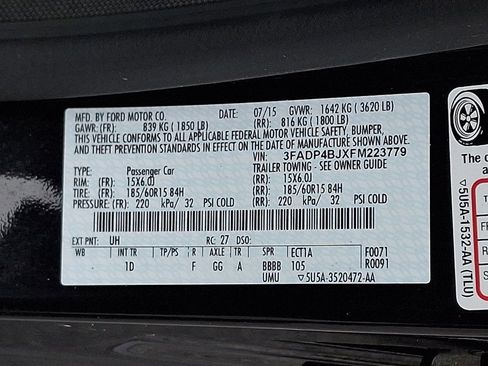 Used 2015 Ford Fiesta SE image 25