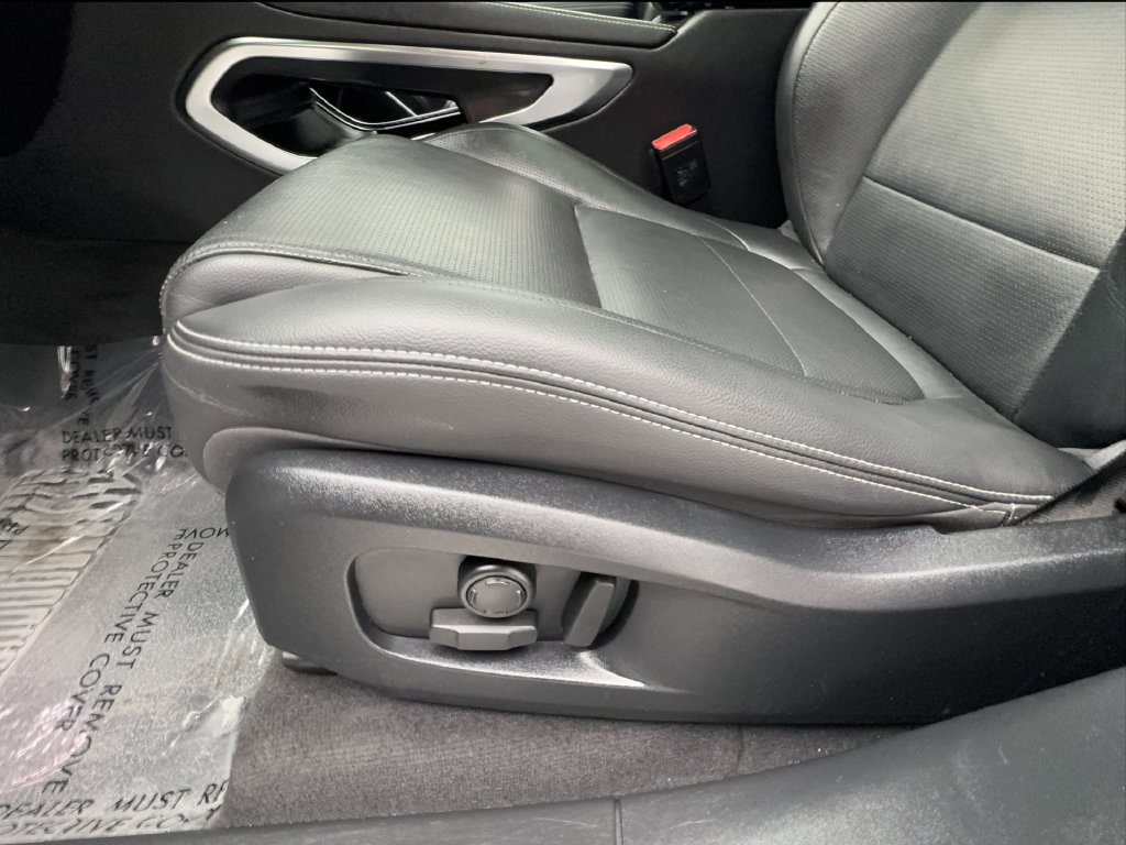 Used 2024 Jaguar F-PACE R-Dynamic S AWD/4WD image 25