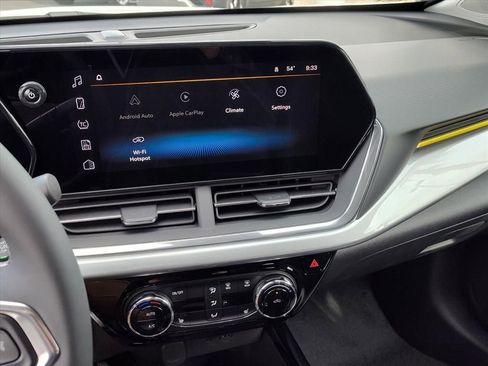 New 2026 Chevrolet Trax LT w/ Driver Confidence Package image 12