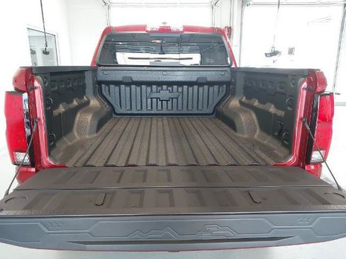 New 2026 Chevrolet Colorado ZR2 w/ Technology Package AWD/4WD image 27