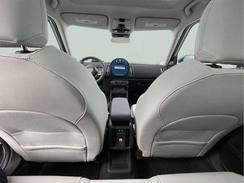 Used 2025 MINI Cooper Countryman S w/ Comfort Package Max image 16