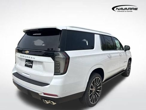New 2026 Chevrolet Suburban High Country AWD/4WD image 8