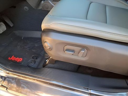 New 2026 Jeep Gladiator Mojave image 13