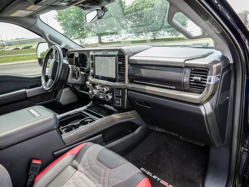 Used 2025 Ford F250 Lariat w/ Lariat Ultimate Package AWD/4WD image 18