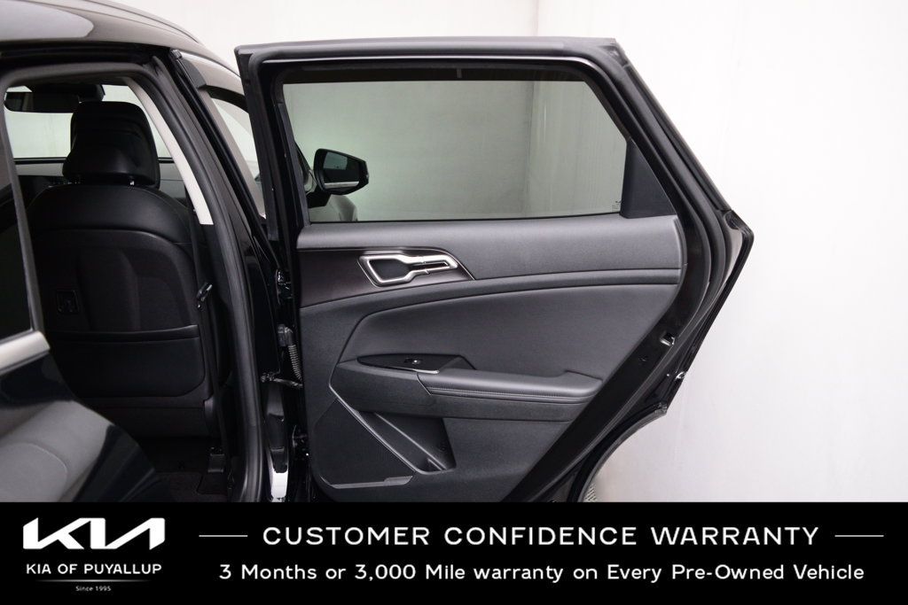 Certified 2023 Kia Sportage EX AWD/4WD image 14