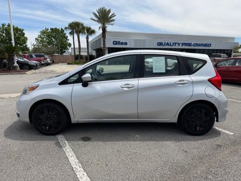 Used 2017 Nissan Versa Note S Plus image 2