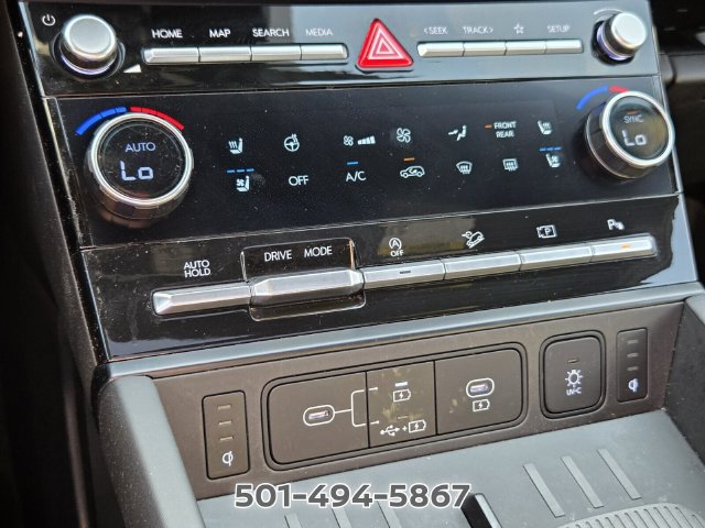 Used 2025 Hyundai Santa Fe Calligraphy FWD image 22