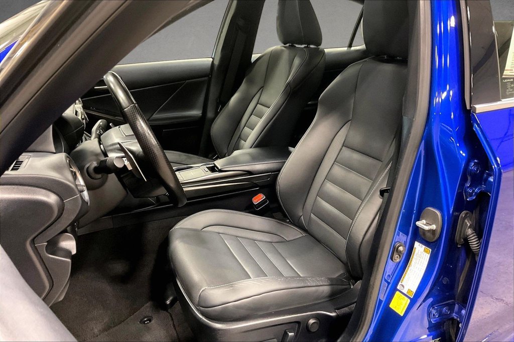 Used 2022 Lexus IS 350 F Sport AWD/4WD image 22