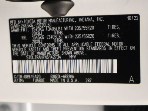 Used 2022 Toyota Highlander XSE FWD image 17