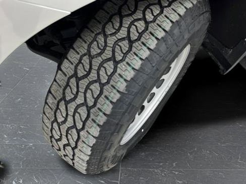 Used 2021 Chevrolet Silverado 1500 W/T w/ WT Value Package image 28