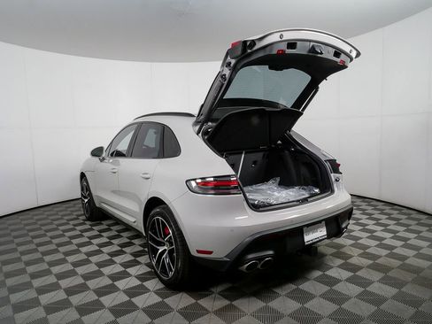 New 2026 Porsche Macan S image 34