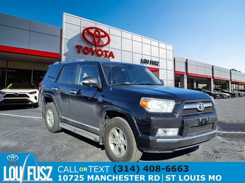 Used 2013 Toyota 4Runner SR5 image 1