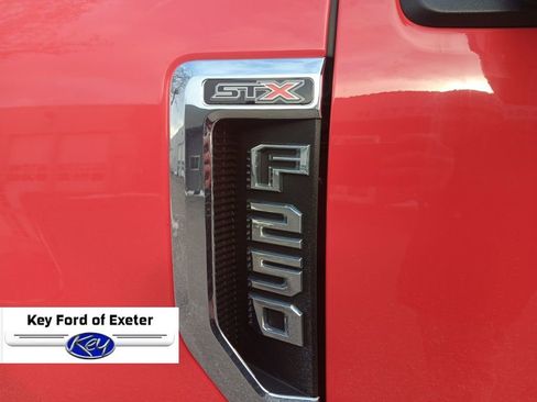 Used 2022 Ford F250 XL w/ STX Appearance Package image 8