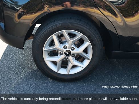 Used 2023 Kia Soul LX w/ LX Technology Package image 9