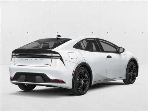 New 2026 Toyota Prius Plug-In Hybrid FWD image 2