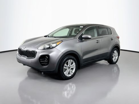 Used 2019 Kia Sportage LX AWD/4WD image 4