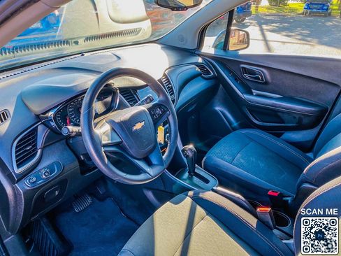 Used 2019 Chevrolet Trax LS w/ LPO, Protection Package image 22