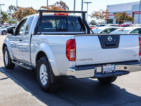Used 2020 Nissan Frontier SV RWD image 19