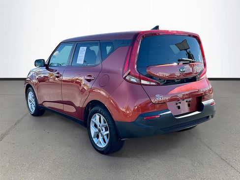 Used 2021 Kia Soul S FWD image 5