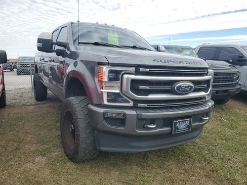Used 2022 Ford F250 Platinum image 6