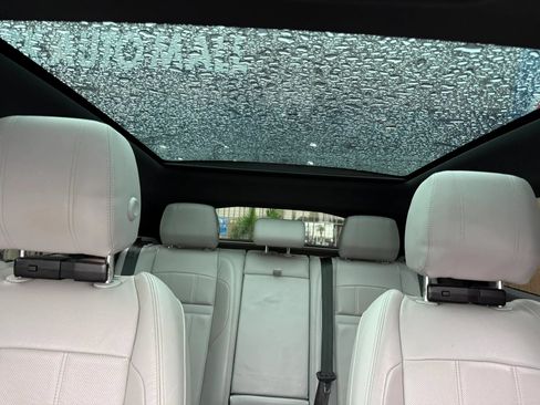 Used 2020 Land Rover Range Rover Evoque S AWD/4WD image 15