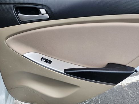 Used 2017 Hyundai Accent SE image 14