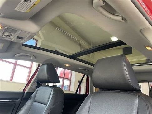 Used 2011 Volkswagen Jetta TDI w/ Wheel & Sunroof Pkg FWD image 19