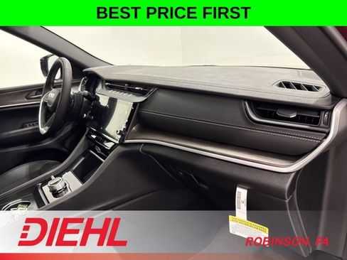New 2026 Jeep Grand Cherokee L 4WD image 17
