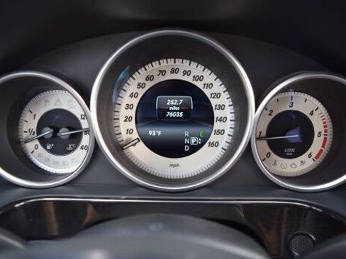 Used 2014 Mercedes-Benz E 250 BlueTEC Sedan image 66