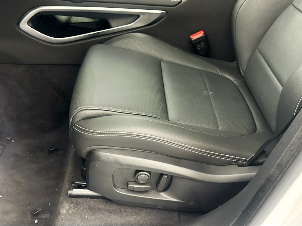 New 2026 Jaguar F-PACE R-Dynamic S AWD/4WD image 18