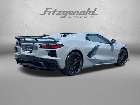 Used 2025 Chevrolet Corvette Stingray Convertible w/ Z51 Performance Package RWD image 8