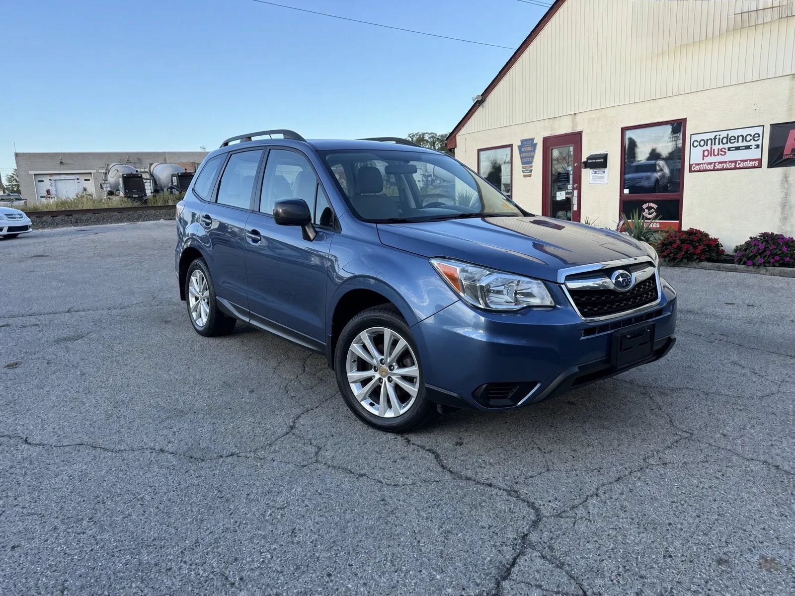 Used 2015 Subaru Forester 2.5i w/ Alloy Wheel Package AWD/4WD image 3