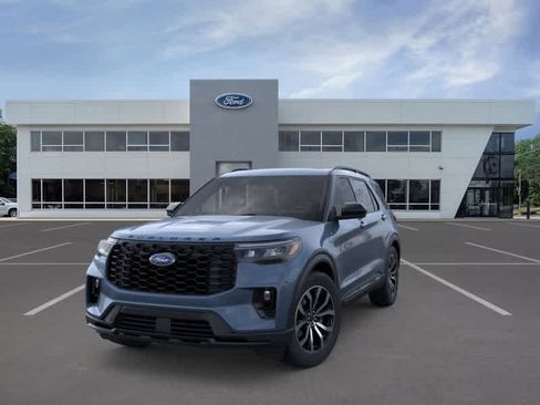 New 2026 Ford Explorer ST-Line AWD/4WD image 2